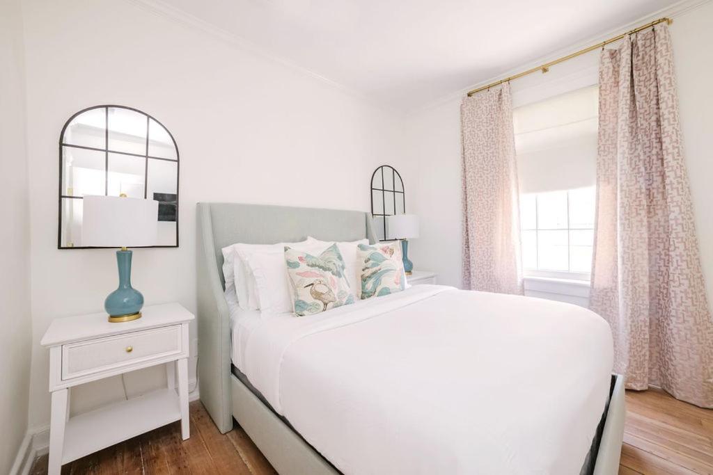 Guesthouse Charleston East 42 D Eksteriør billede