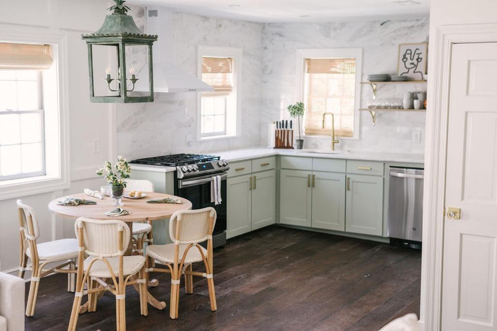 Guesthouse Charleston East 42 D Eksteriør billede