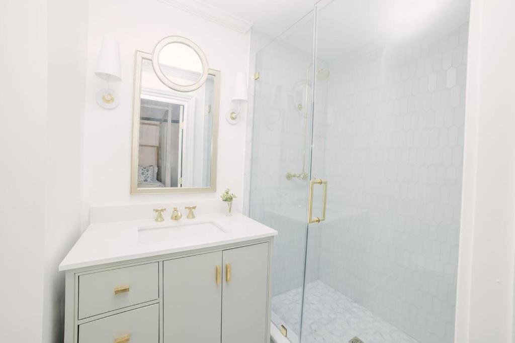 Guesthouse Charleston East 42 D Eksteriør billede